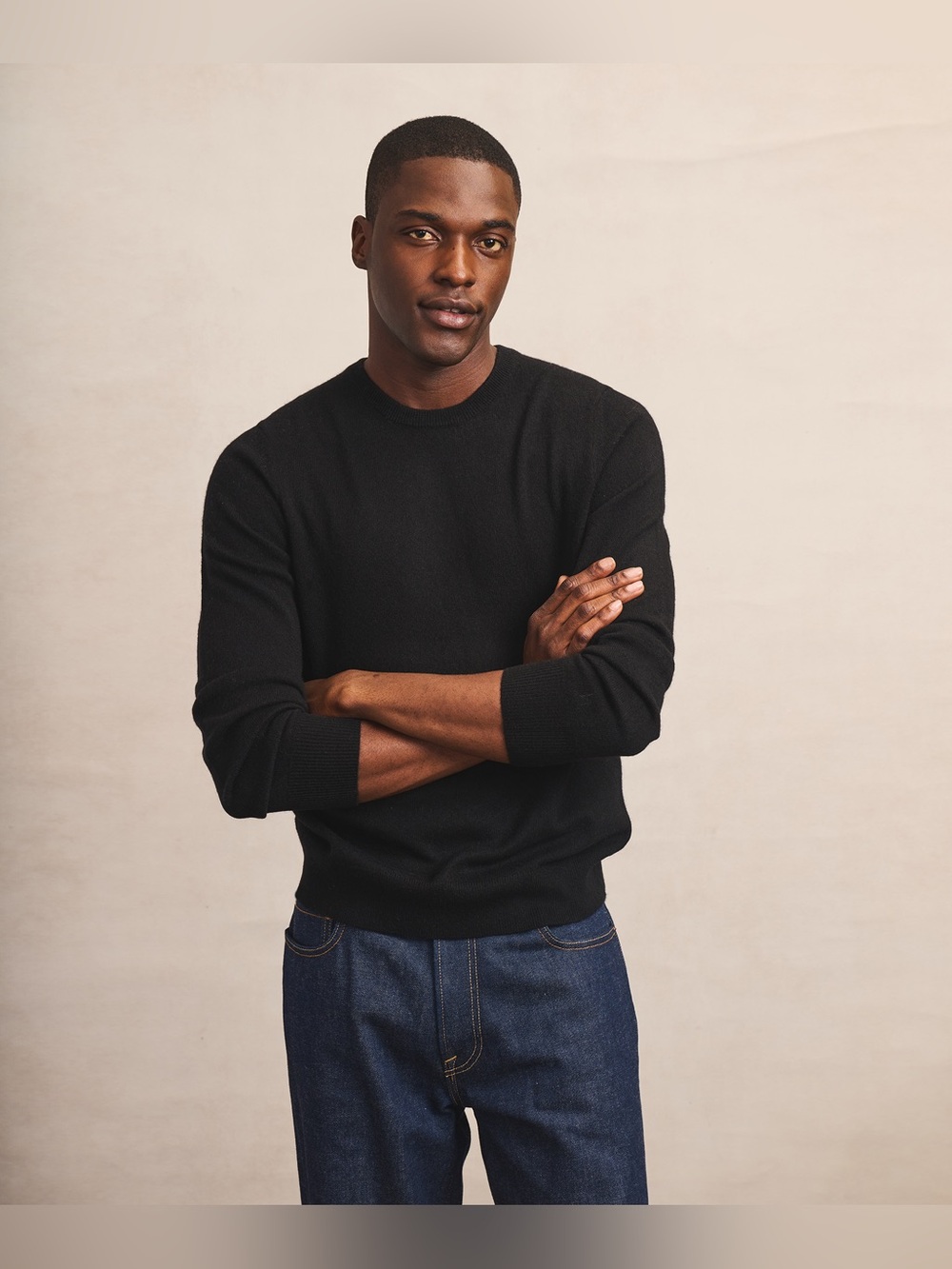 NAADAM Black Cashmere Sweater unisex Large Crewneck Essential Pullover Knit
